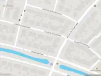 Ambulance met grote spoed naar de Louise de Colignystraat in Schiedam