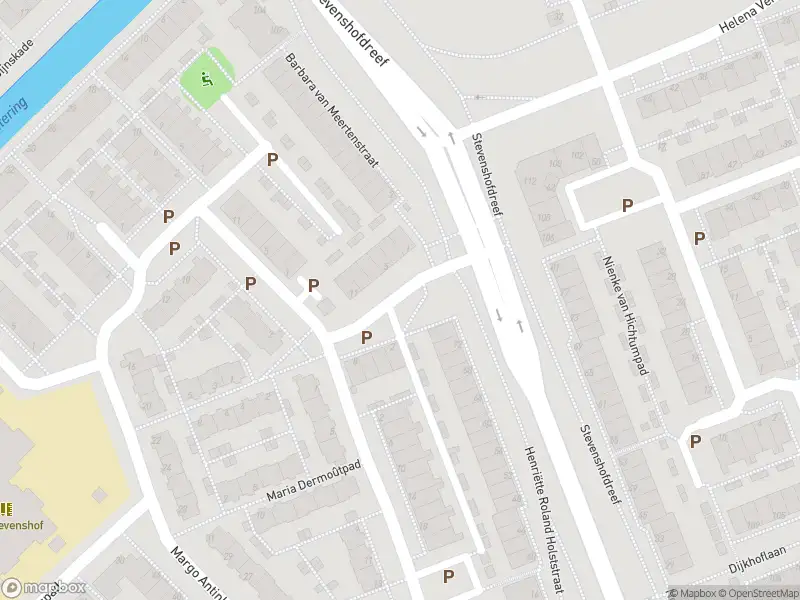 Ambulance met gepaste spoed naar de Belle van Zuylenstraat in Leiden