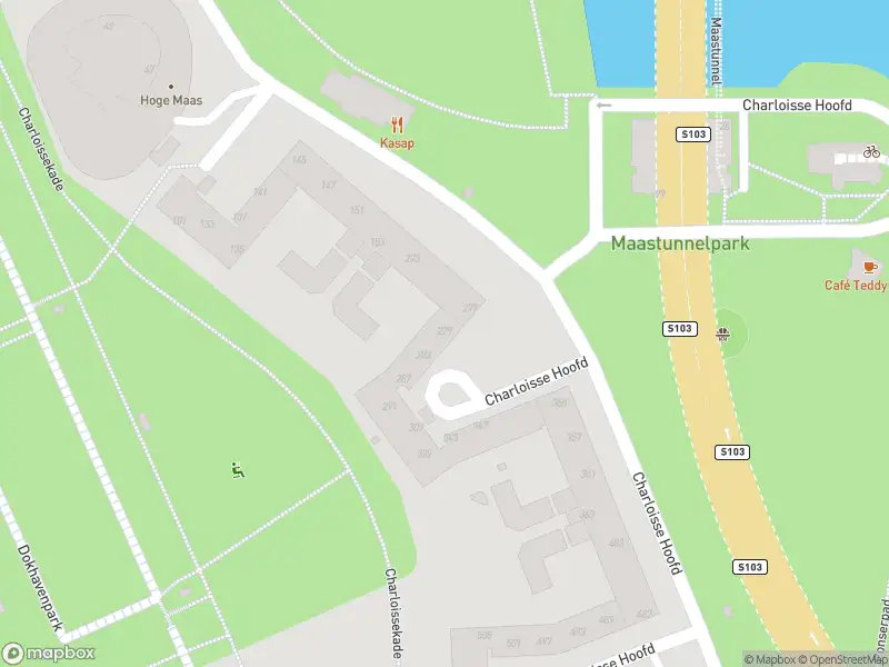 Ambulance met gepaste spoed naar de Charloisse Hoofd in Rotterdam