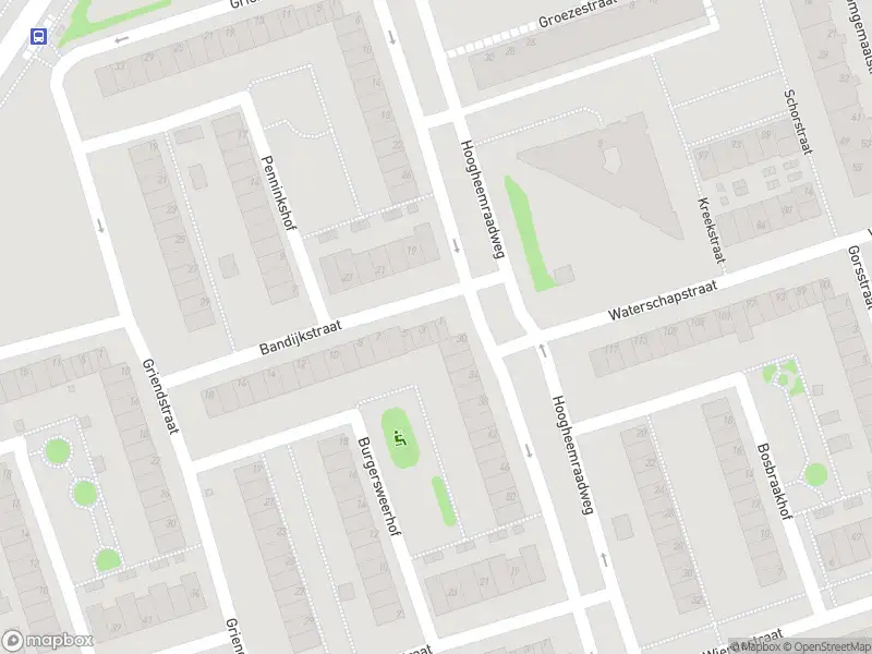 Ambulance met grote spoed naar de Bandijkstraat in Amsterdam