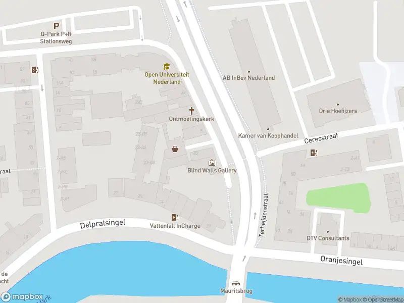 Politie naar de Terheijdenstraat in Breda