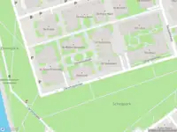 Ambulance met grote spoed naar de Céramiquelaan in Amsterdam
