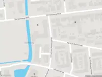 Ambulance met gepaste spoed naar de Cornelis van Kleiburgstraat in Hellevoetsluis