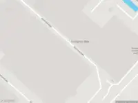 Ambulance met grote spoed naar de Aalsmeerderweg in Rozenburg
