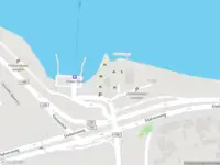 Ambulance met gepaste spoed naar de Pontplein in Velsen-Zuid