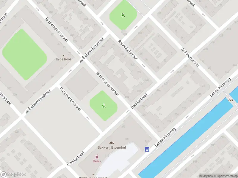 Ambulance met gepaste spoed naar de Ridderspoorstraat in Rotterdam