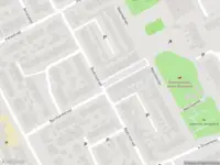Ambulance met gepaste spoed naar de Willem-Alexanderplein in Nieuw-Beijerland