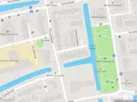 Ambulance met grote spoed naar de Hammarskjöldhof in Gouda