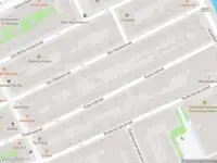 Ambulance met gepaste spoed naar de Jacob Israël de Haanstraat in Amsterdam
