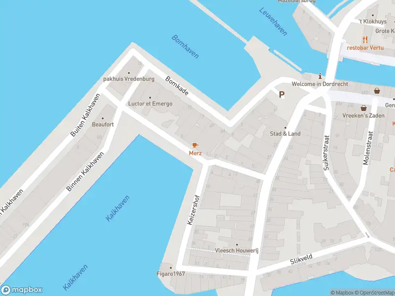 Ambulance met gepaste spoed naar de Korte Kalkhaven in Dordrecht