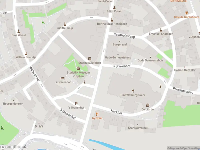 Brandweer met gepaste spoed naar de 's Gravenhof in Zutphen vanwege afgaan automatisch brandalarm