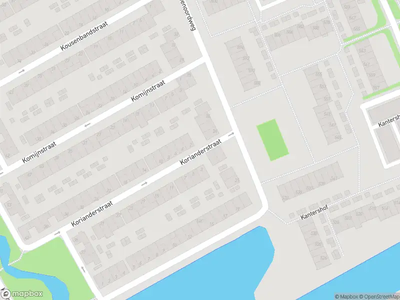 Ambulance met gepaste spoed naar de Korianderstraat in Amsterdam