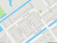 Ambulance met gepaste spoed naar de Maurice van Kleefstraat in Rotterdam