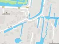 Ambulance met grote spoed naar de Meent in Krimpen aan de Lek