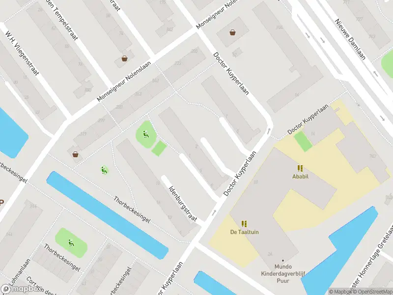 Ambulance met gepaste spoed naar de Heemskerkstraat in Schiedam