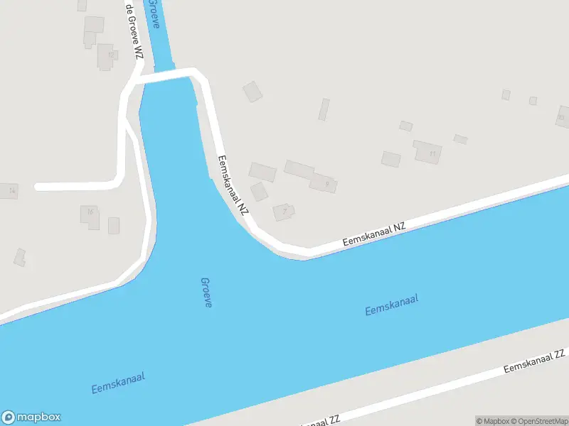 Politie met grote spoed naar de Eemskanaal NZ in Appingedam vanwege voertuigen te water