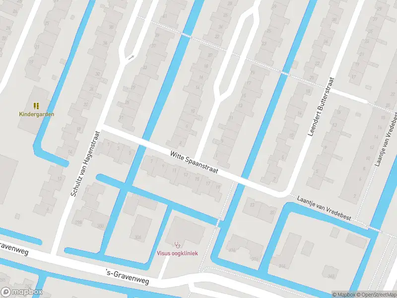 Ambulance met grote spoed naar de Goosse van der Windstraat in Rotterdam