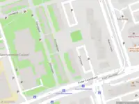 Ambulance met grote spoed naar de Zorgzaam in Amsterdam