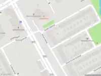 Ambulance met grote spoed naar de Kleefkruidstraat in Amsterdam