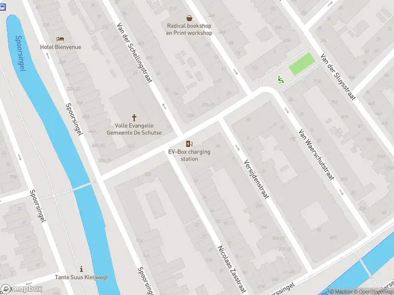 Politie naar de Molenwaterweg in Rotterdam