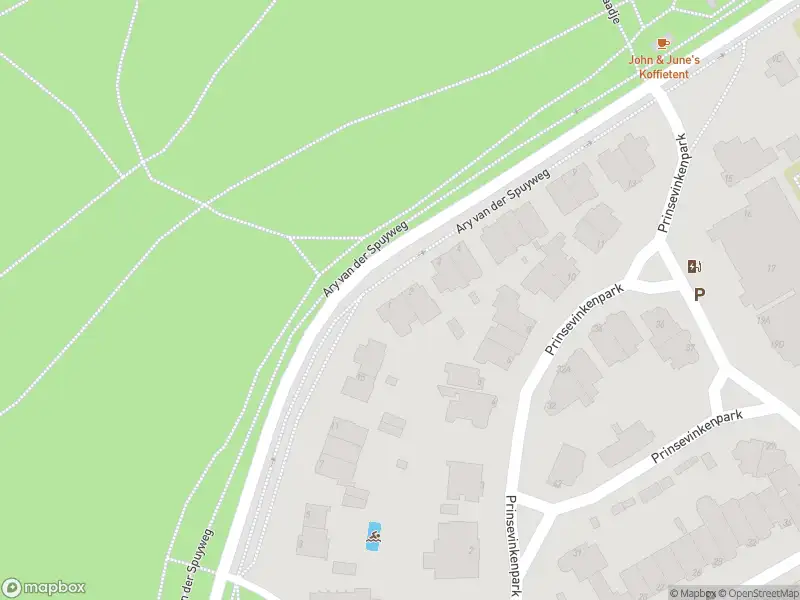 Ambulance met grote spoed naar de Kerkhoflaan in 's-Gravenhage