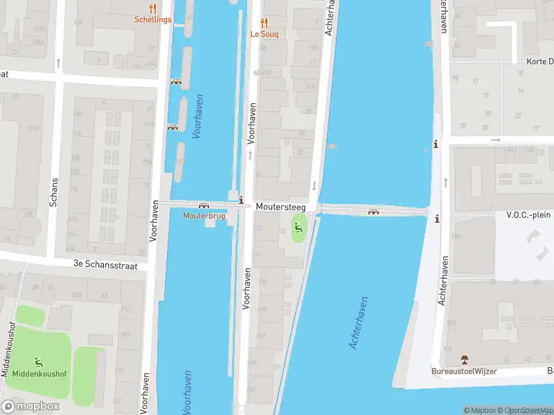 Politie naar de Moutersteeg in Rotterdam