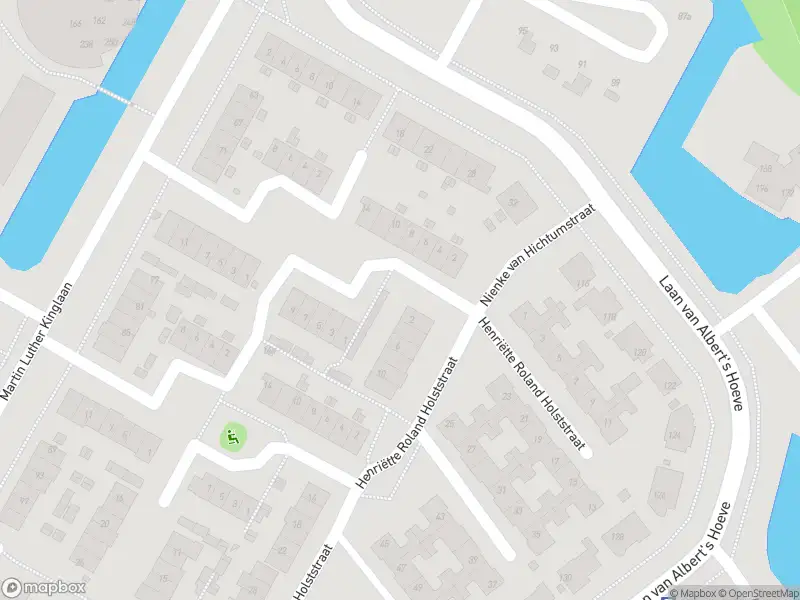 Brandweer met gepaste spoed naar de Etty Hillesumstraat in Castricum