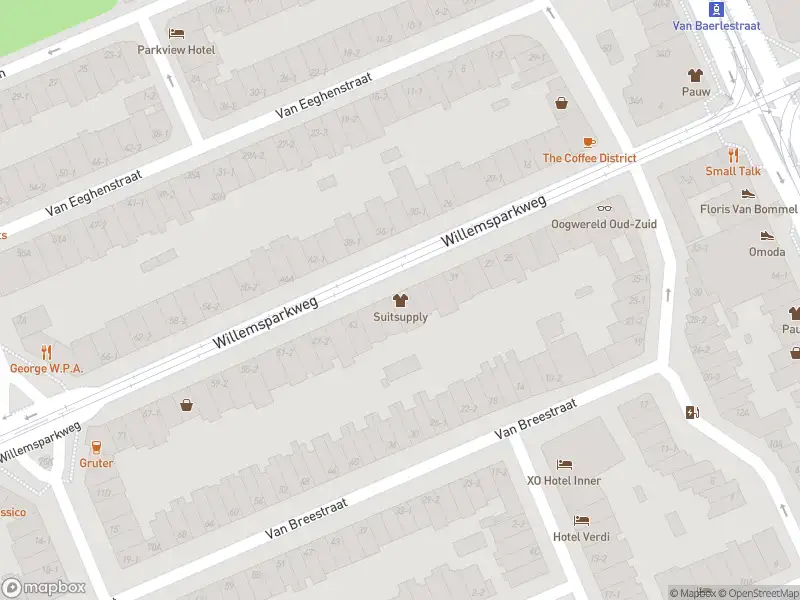 Ambulance met gepaste spoed naar de Jan Willem Brouwersstraat in Amsterdam