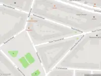 Ambulance met grote spoed naar de Rosier Faassenstraat in Rotterdam