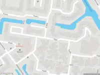 Ambulance met grote spoed naar de Palet in Capelle aan den IJssel