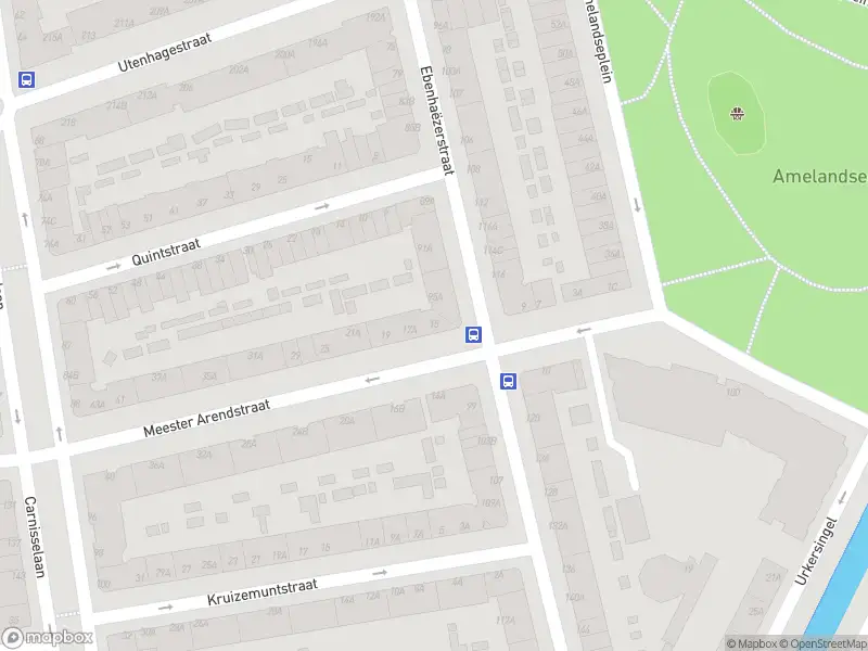 Ambulance met grote spoed naar de Meester Arendstraat in Rotterdam