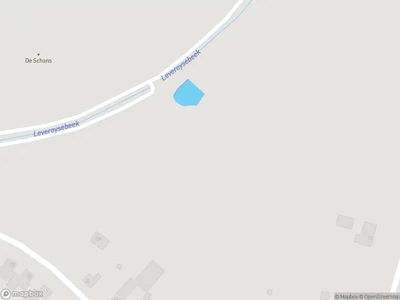 Ambulance met grote spoed naar de Kapelstraat in Leveroy