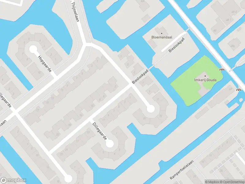 Ambulance met gepaste spoed naar de Bieslookgaarde in Gouda