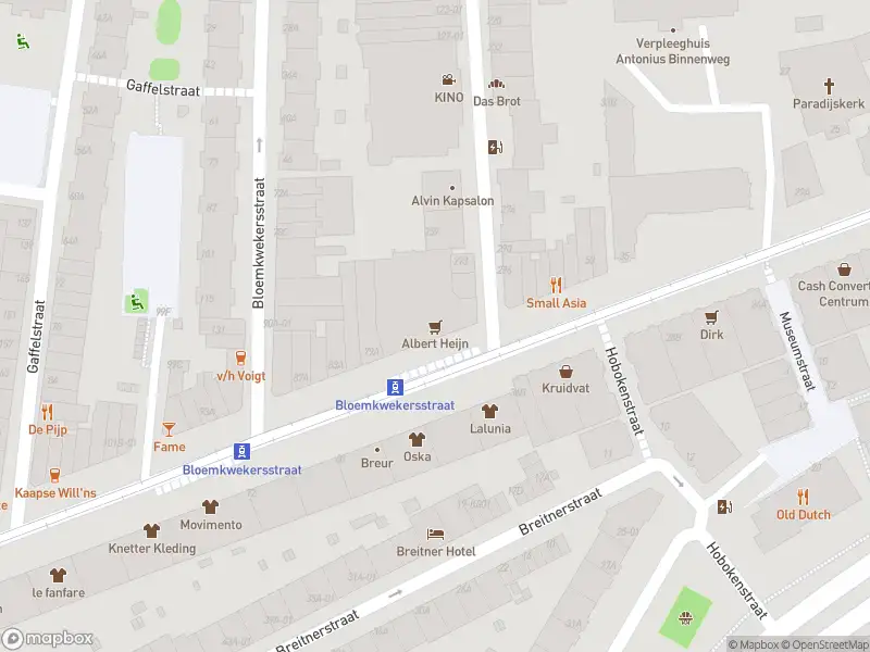 Ambulance met grote spoed naar de Nieuwe Binnenweg in Rotterdam