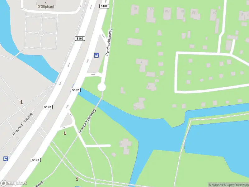 Ambulance met gepaste spoed naar de Pendrechtseweg in Rotterdam
