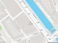 Ambulance met grote spoed naar de Boezemlaan in Rotterdam