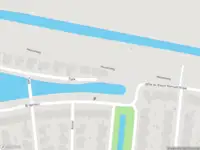 Ambulance met gepaste spoed naar de Tjalk in Alphen aan den Rijn
