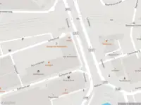 Ambulance met gepaste spoed naar de Schiekade in Rotterdam