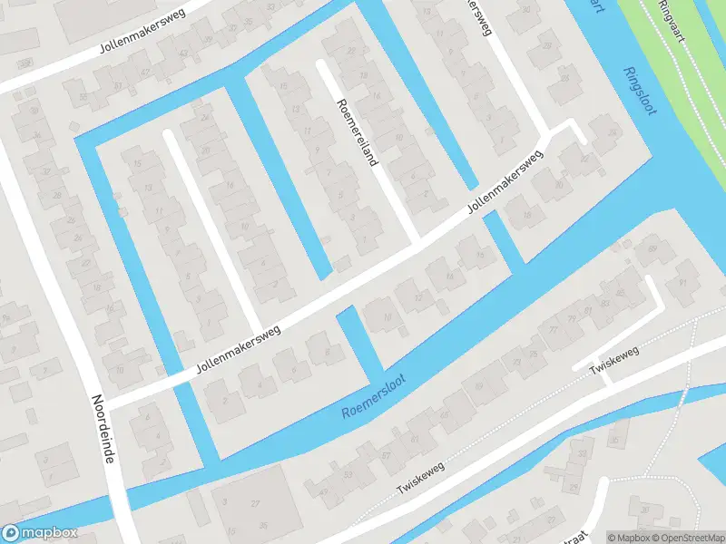 Ambulance met grote spoed naar de Jollenmakersweg in Oostzaan
