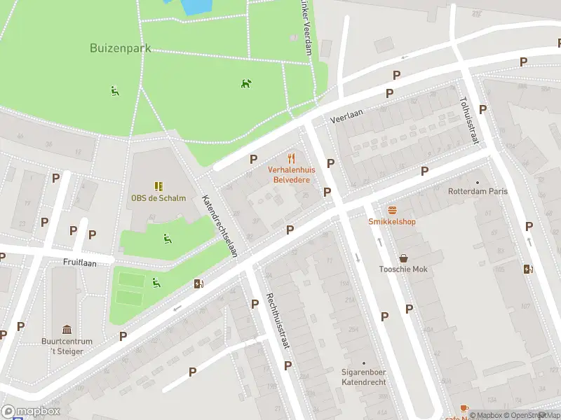 Ambulance met grote spoed naar de Katendrechtsestraat in Rotterdam