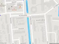 Ambulance met grote spoed naar de Van Byemontsingel in Pernis Rotterdam