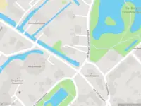 Ambulance met grote spoed naar de Winterdijk in Gouda