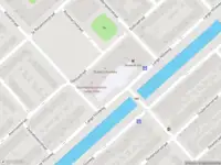 Ambulance met grote spoed naar de Lange Hilleweg in Rotterdam