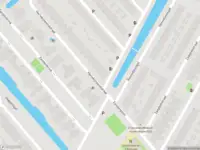 Ambulance met grote spoed naar de Harlekijneendstraat in 's-Gravenhage