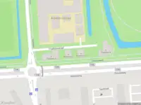 Ambulance met gepaste spoed naar de Triathlonstraat in Rotterdam