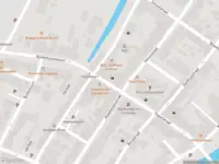 Brandweer met grote spoed naar de Voorstraat in Buren vanwege stankoverlast