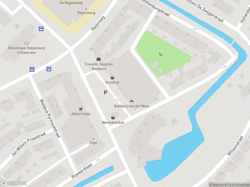 Ambulance met gepaste spoed naar de Dillenburgplein in Ridderkerk