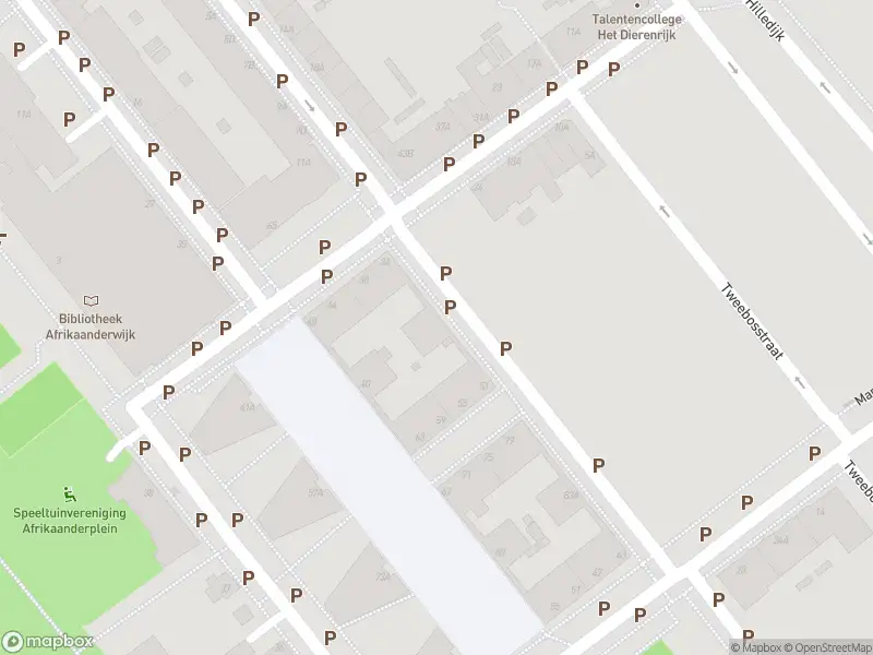 Ambulance met grote spoed naar de De la Reystraat in Rotterdam