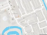 Ambulance met grote spoed naar de Burgemeester Verloopstraat in Capelle aan den IJssel