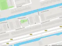 Ambulance met gepaste spoed naar de Van Walsumhof in Delft